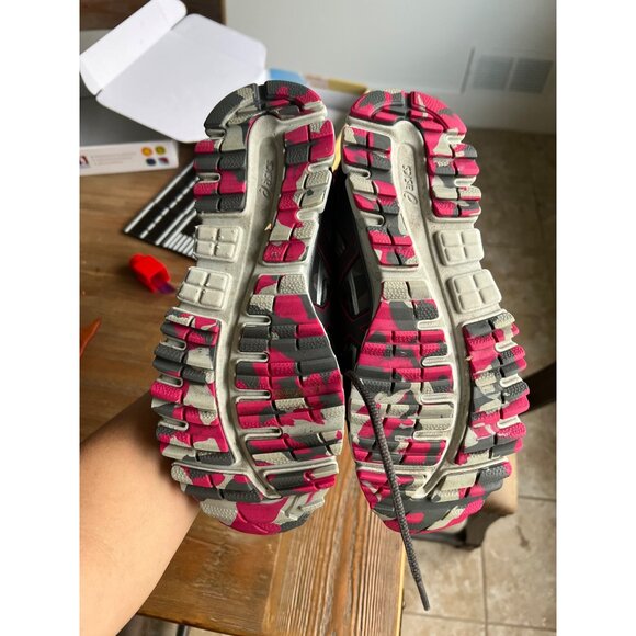 Women’s ASICS gray + pink  gel contend  running shoe size 9 - Picture 4 of 6